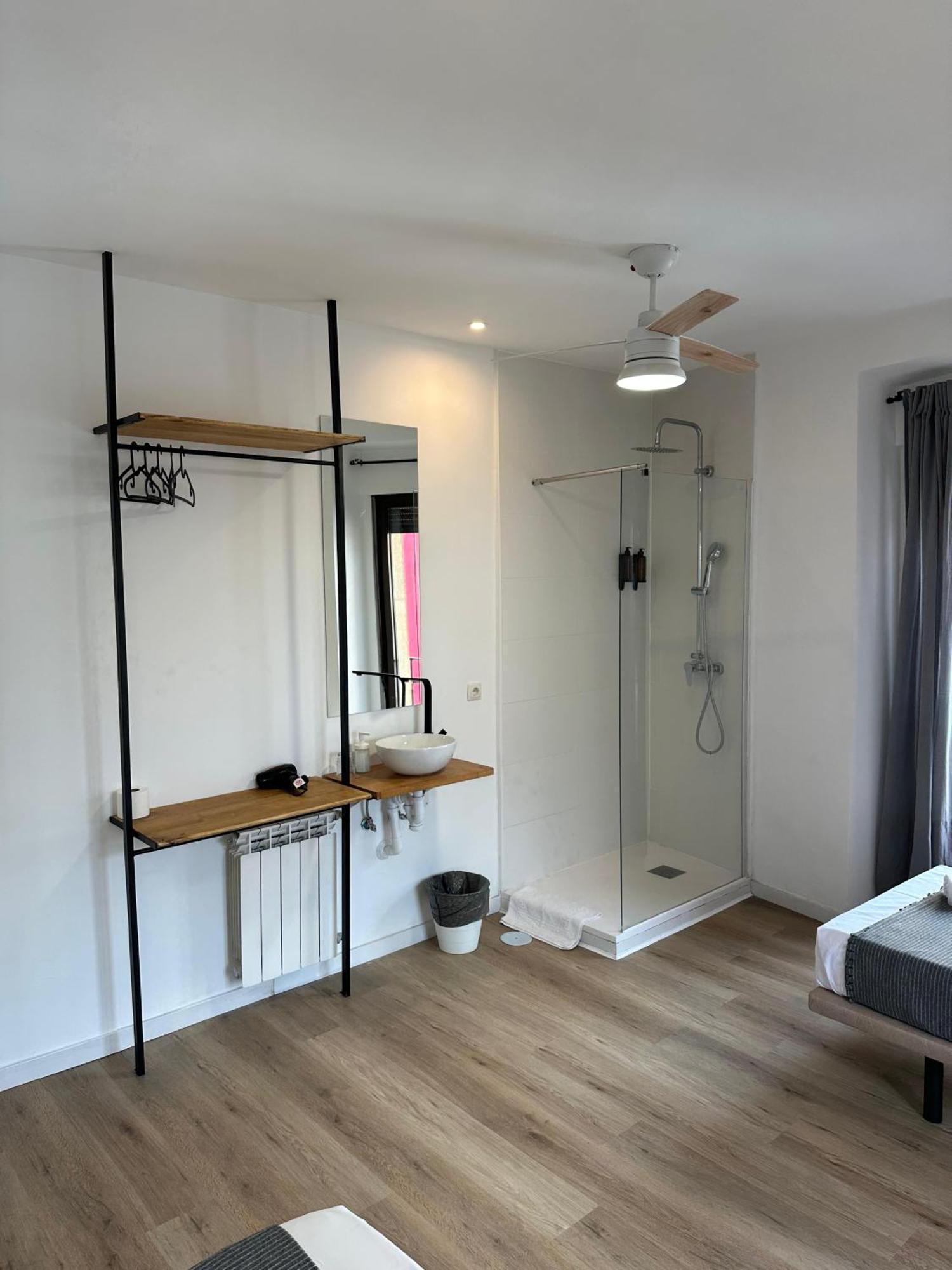Casa De Huespedes Mi Lla Ξενοδοχείο Μαδρίτη Εξωτερικό φωτογραφία