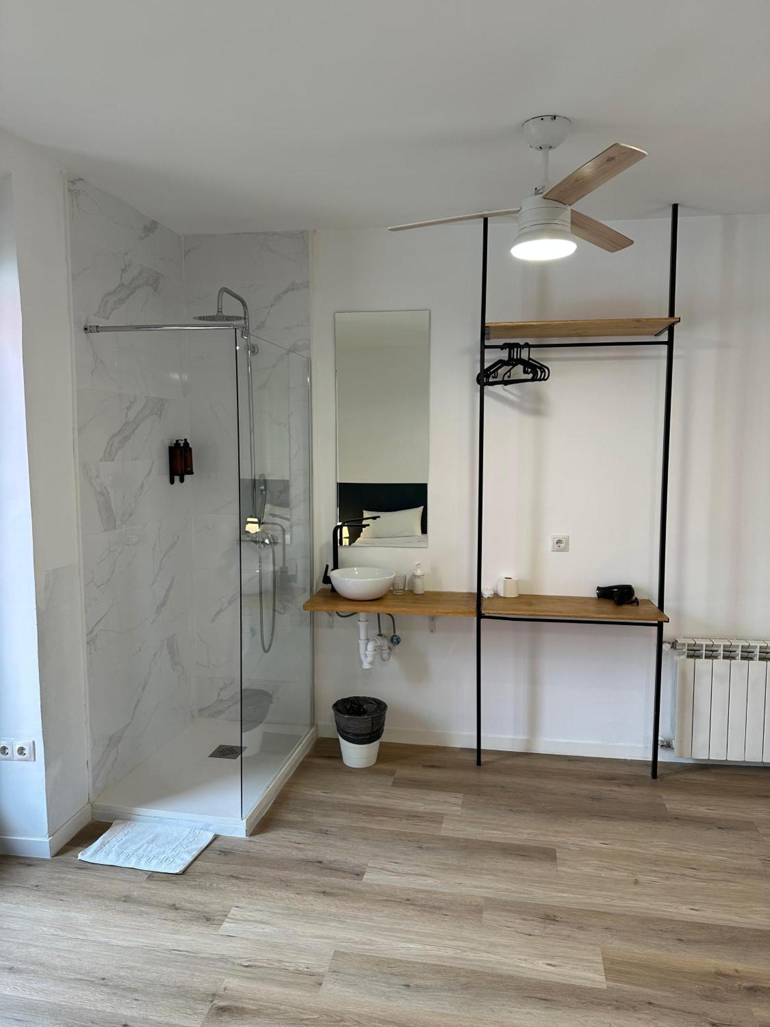 Casa De Huespedes Mi Lla Ξενοδοχείο Μαδρίτη Εξωτερικό φωτογραφία