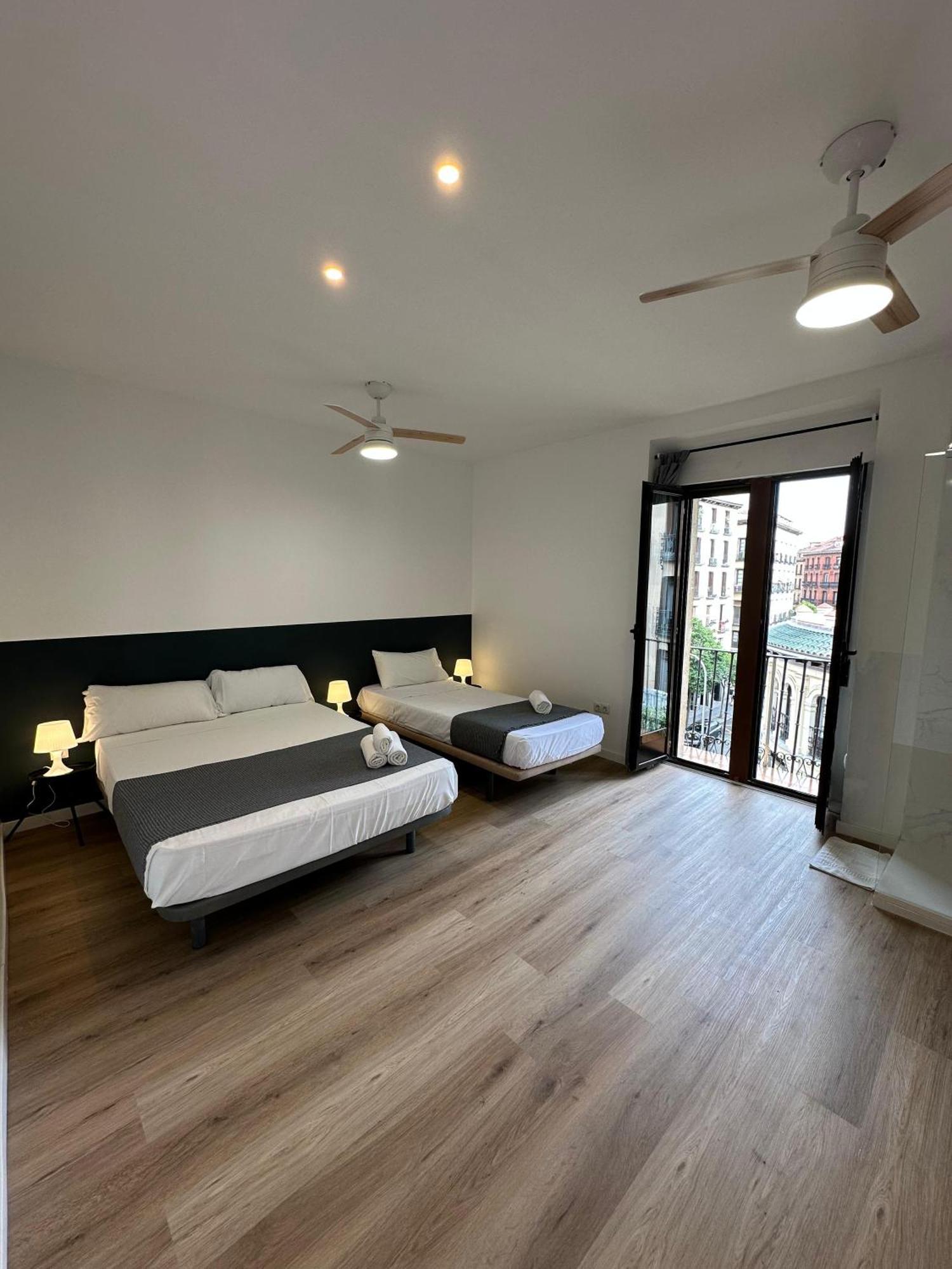 Casa De Huespedes Mi Lla Ξενοδοχείο Μαδρίτη Εξωτερικό φωτογραφία